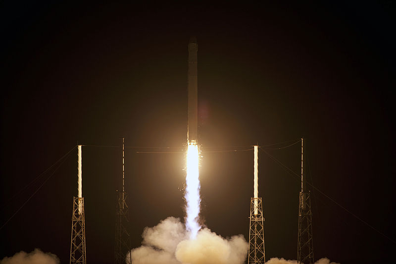 File:COTS 2 Falcon 9 launches - close.jpg