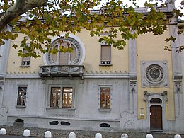 Quaroni house.jpg