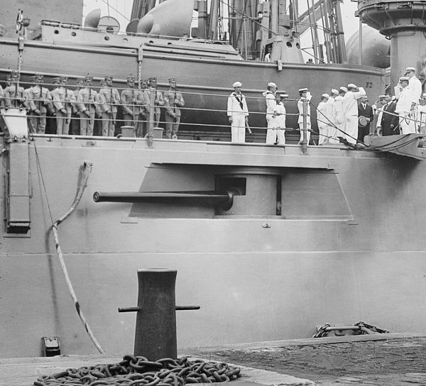 Casemate mounted 5"/50 caliber gun on USS North Dakota