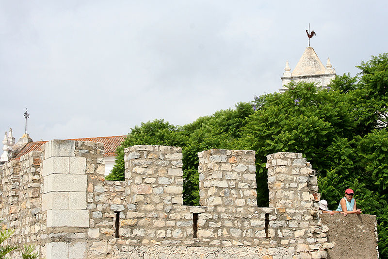 File:Castelo de Tavira.jpg