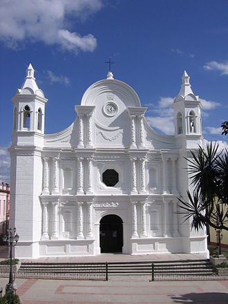 Catedral de Santa Rosa in Santa Rosa de Copan ChurchSantaRosa.jpg