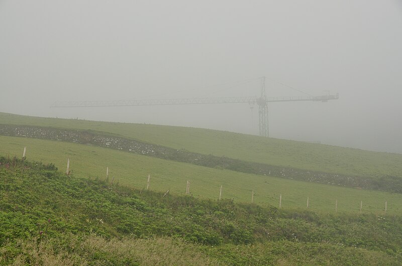 File:Crane at the Lizard Lifeboat Station (8203).jpg