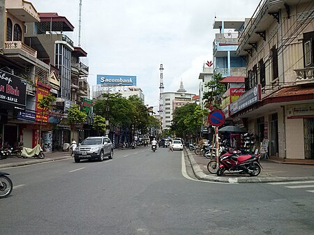 Tập tin:DailoTranHungDaotpHaiduong.jpg