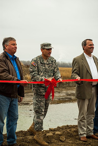 File:Dalbey Bottoms Ribbon Cutting (8269641459).jpg