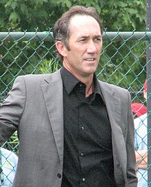 Darren Cahill at the 2009 Indianapolis Tennis Championships 01 (crop).jpg