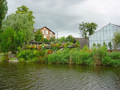 So kommt man zu Dove Elbe mit den Öffentlichen - Mehr zum Ort Hier