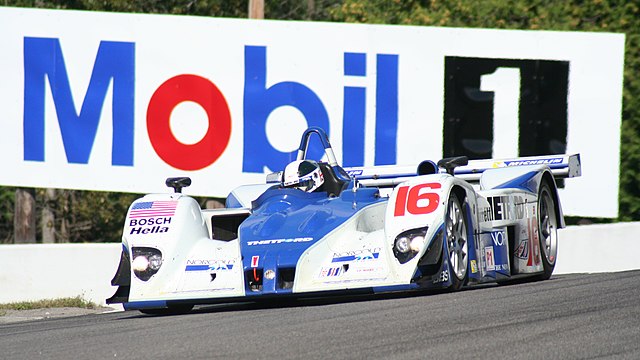 Weaver driving to victory in the 2005 Grand Prix of Mosport in the Dyson Racing MG-Lola EX257