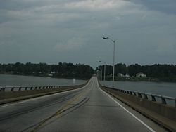 Crossing the James River on Benjamin Harrison Bridge from the South to enter Charles City County EnteringCharlesCityCountyonStateRoute106.jpg