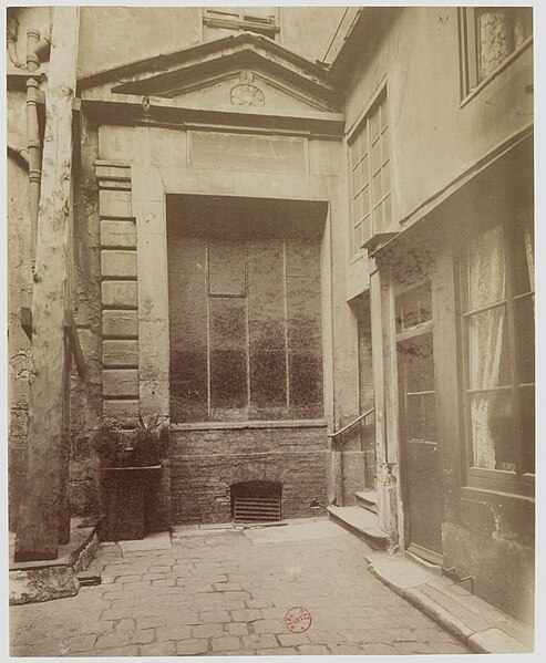 File:Eugène Atget, Ancienne école de Médecine rue de la Bûcherie 15 (01) - Gallica.jpg