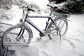 29.6.10 Fahrrad im Schnee