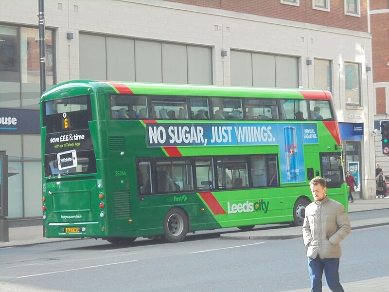 File:First Leeds bus in green livery on the Headrow, Leeds (22nd February 2018).jpg