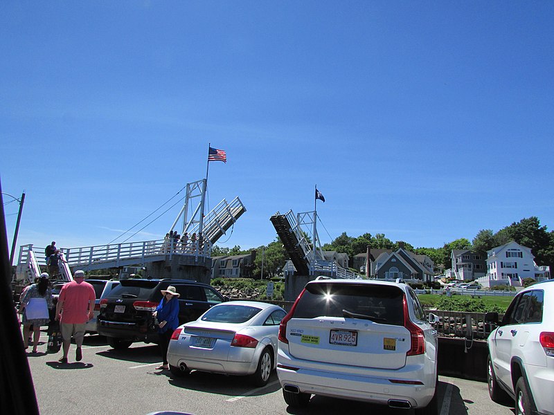 File:Foot Bridge in Ogunquit Maine image 1.jpg