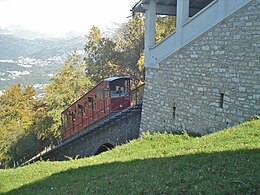 Funiculaire du Monte Bré 05.JPG