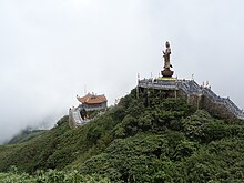 Файл:Guanyin_statue_on_Fansipan.jpg