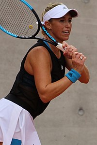 Alexa Guarachi, tennis player Guarachi RG19 (33) (48199183131).jpg