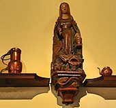 Statue de Sainte Marthe et la Tarasque, cuisines de l'Hôtel-Dieu de Beaune (XVe siècle).
