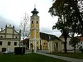 Farní kostel sv. Petra a Pavla v Hadersdorfu