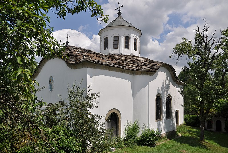 File:Holy Trinity Monastery church - Apriltsi - 2.jpg