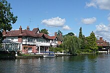 Houses by the Thames at Lower Shiplake