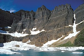 Iceberg Gölü Glacier Ulusal Parkı USA.jpg