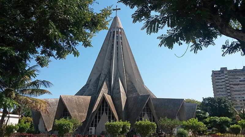 File:Igreja de Santo António da Polana.jpg