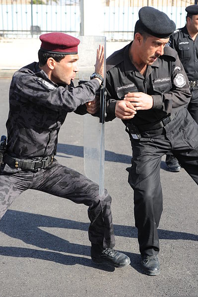 File:Iraqi police officers demonstrate proper riot control procedures to fellow officers at Camp Ramadi, Iraq, March 3, 2011 110303-A-TO648-002.jpg