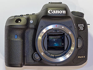 Canon EOS 7D Mark II - Wikipedia