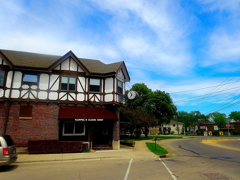 File:Kappel's Clock Shop - panoramio.jpg