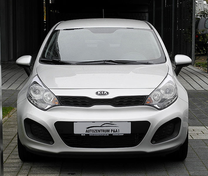 File:Kia Rio 1.4 CVVT Edition 7 (UB) – Frontansicht, 25. Oktober 2011, Düsseldorf.jpg