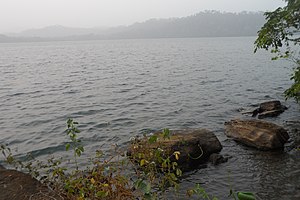 Jezero Barombi, kráterové jezero