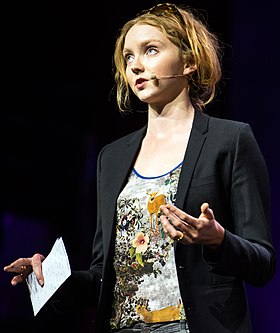 Lily Cole 2012 yılında