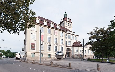 Lindenmuseum in Hegelplatz