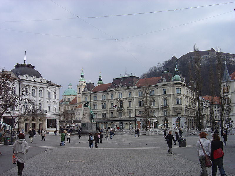 File:Ljubljana Prešeren Square from Čopova.JPG