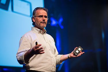 Lucien Engelen in 2016 Lucien Engelen at the SingularityU The Netherlands Summit 2016 (29027656704).jpg