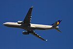 Миниатюра для Файл:Lufthansa Airbus A330-343 D-AIKR Flight LH495 from YYZ to MUC (15182131271).jpg