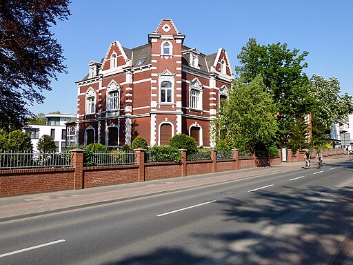 Münsterstraße 06 - Villa Schneewittchenburg-1