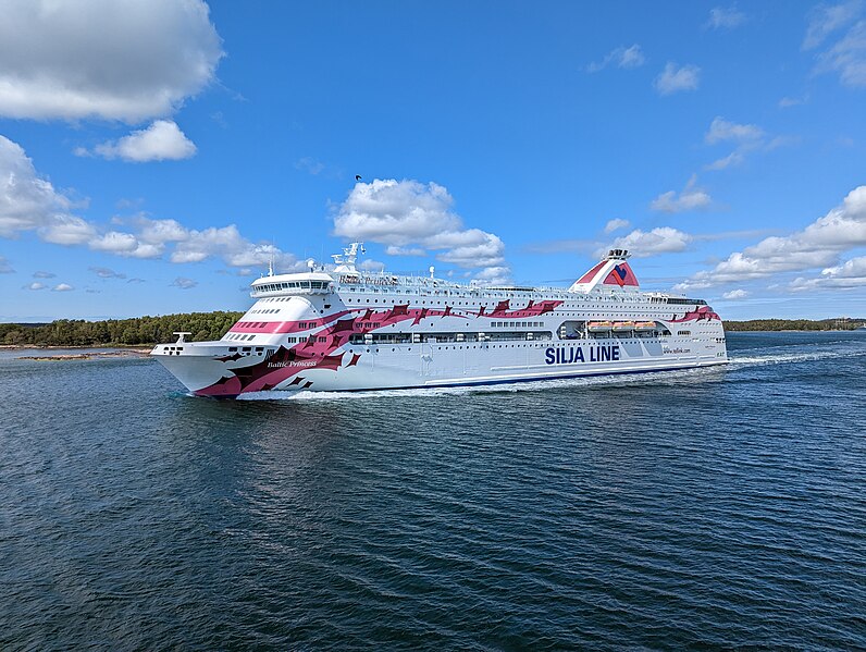 File:Mariehamn, Baltic Princess, 20230604 - 18.jpg