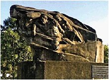 Monumento a los caidos en la Guerra de 1048.jpg