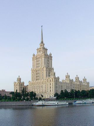 <span class="mw-page-title-main">Kutuzovsky Prospekt</span> Avenue in Moscow, Russia