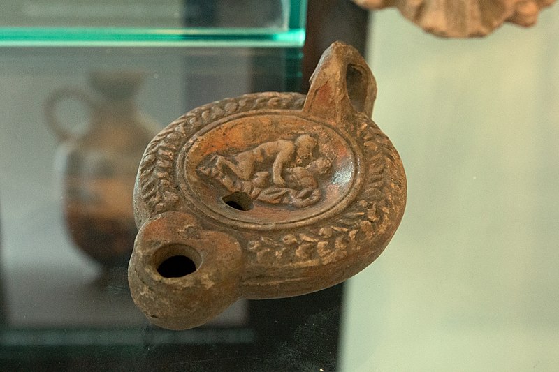 File:Oil lamp with sexual motiv, 2nd to 3rd century AD, 187519.jpg