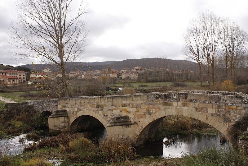 File:Palacios de la sierra02.jpg