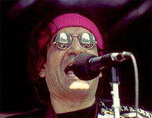 Peel performing in 1994