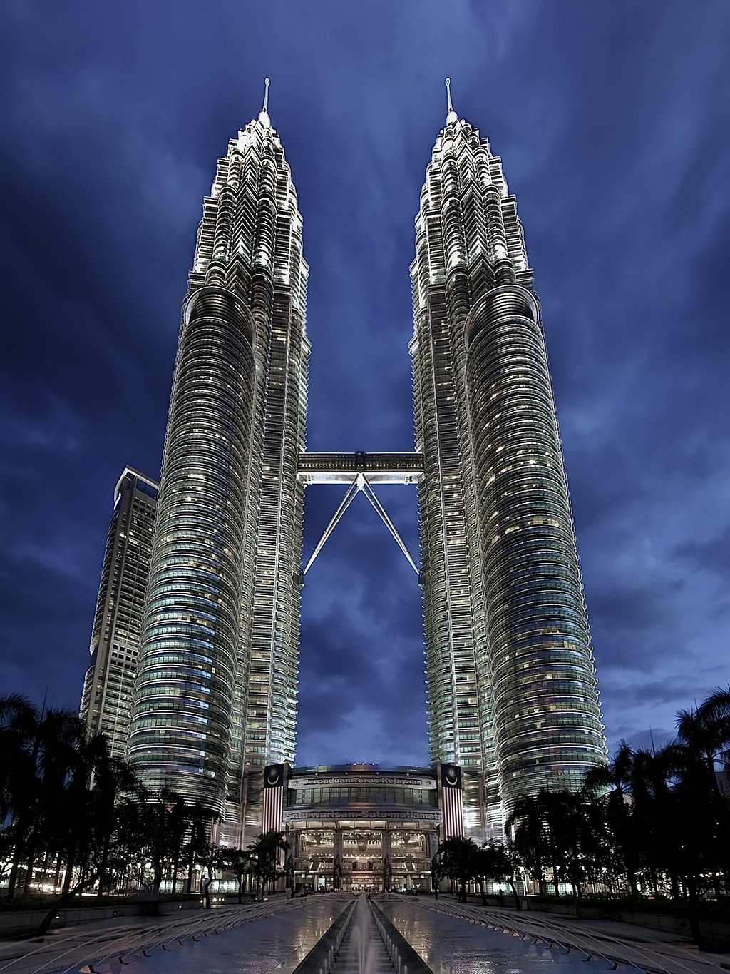 Petronas Panorama II (4to3)