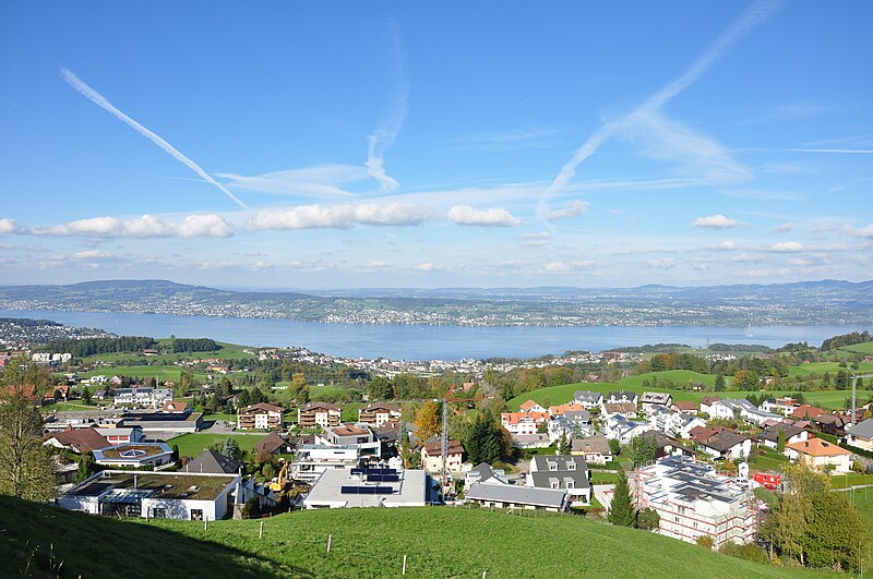 File:Pfannenstiel - Glatttal - Zürichsee - Wollerau - Feusisberg 2010-10-21 14-57-20.JPG