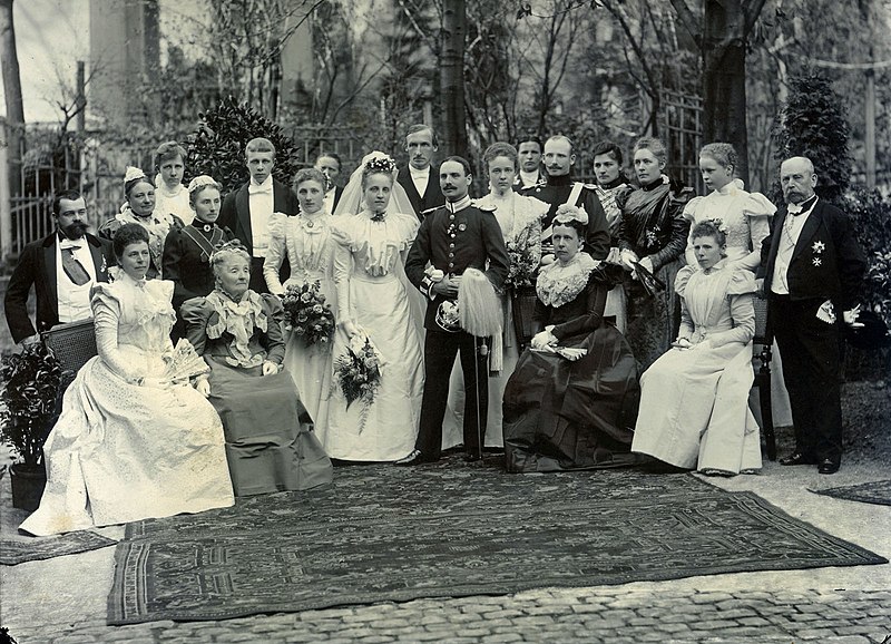 File:Photo - Hochzeitsbild - Graf Gottfried und Adele von Pückler-Limpurg - 1898.jpg