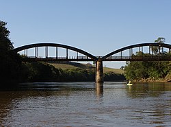 Jembatan yang menghubungkan Cordislândia-MG untuk Machado-MG