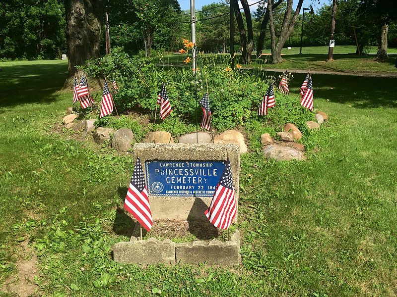 File:Princessville Cemetery 01.jpg