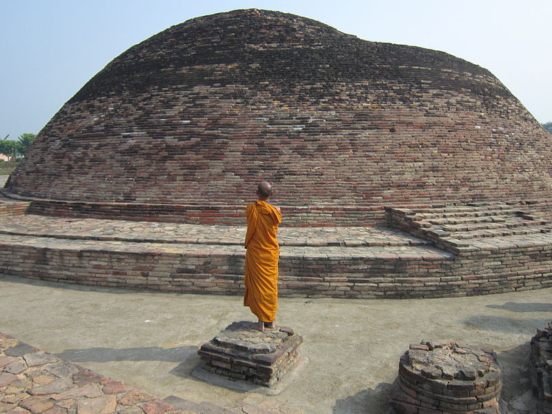 File:RELIC STUPA VAISHALI JILA..JPG