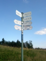 Deutsch: Wanderwegmarkierungen des Rhönklub (RK) unterhalb des Ausfluss der Fuldaquelle English: Signpost / trail blazing / Rhönklub (RK) / Germany