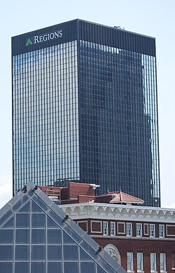 Regions Center, downtown Birmingham.jpg